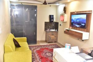 Μια τηλεόραση ή/και κέντρο ψυχαγωγίας στο Krishna Bilas