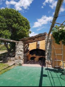 Swimmingpoolen hos eller tæt på Cabaña La Casona de los Paredones