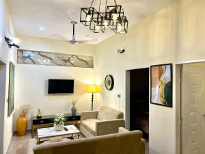 Φωτογραφία από το άλμπουμ του Heaven Four Suites στο Καράτσι