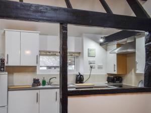 Køkken eller tekøkken på Linney Cottage - Uk48986 + 17 billeder