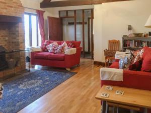 Posezení v ubytování The Coach House - 15661