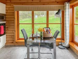 Fotografie z fotogalerie ubytování Ashknowe Log Cabin - S4590 v destinaci Glenfarg