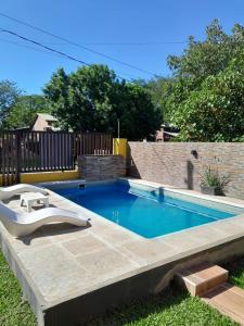 Bazén v ubytování Amigsa nebo v jeho okolí