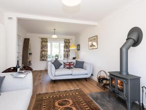 Χώρος καθιστικού στο Crinkum