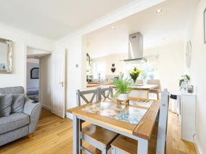 Kuchyň nebo kuchyňský kout v ubytování Craig Y Nos