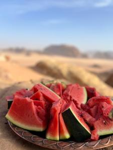 Jídlo v kempu nebo okolí