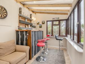 Khu vực ghế ngồi tại Beachside House