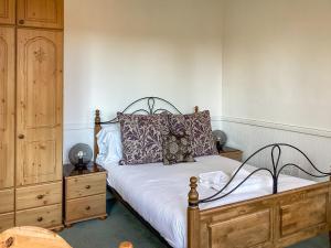 Gallery image of The Carnegie Rooms At Aultnagar Lodge - Uk48666 in Lairg