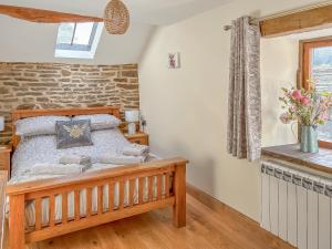 Postel nebo postele na pokoji v ubytování Marl Barn