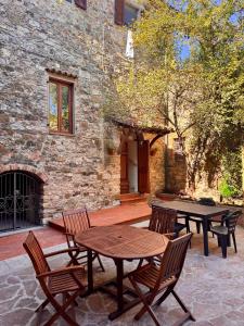 Budova, kde se apartmán nachází + 20 fotografií