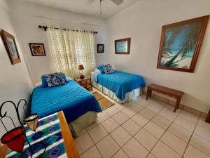 Postel nebo postele na pokoji v ubytování Sunset Beach Resort + 136 fotografií