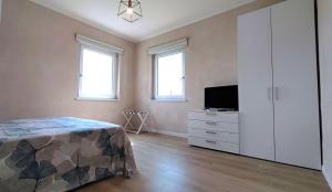 Μια τηλεόραση ή/και κέντρο ψυχαγωγίας στο Il Cedro