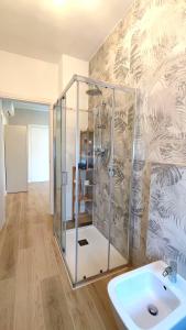 Ένα μπάνιο στο Il Cedro