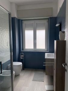 Ένα μπάνιο στο SUPREME Rooms