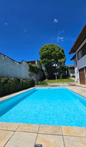 Bazén v ubytování Hospedagem Jardim Social - O seu lar longe de casa nebo v jeho okolí