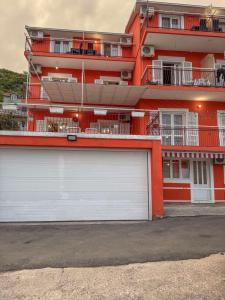 Billede fra billedgalleriet på Apartmani Seaview Marić i Igalo