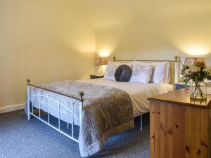 Postel nebo postele na pokoji v ubytování Brynfields + 24 fotografií