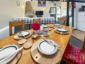 Køkken eller tekøkken på Linney Cottage - Uk48986