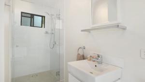 Ένα μπάνιο στο Scenic Escape Spa , Pet Friendly Accom Holidays