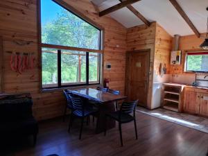 Φωτογραφία από το άλμπουμ του Cabaña y Domos El Pescador Coyhaique στο El Blanco