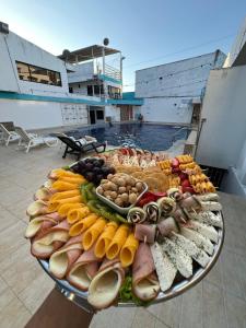 Jídlo v hotelu nebo okolí