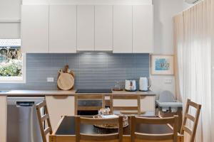 Køkken eller tekøkken på Sandy Toes Cottage + 12 billeder