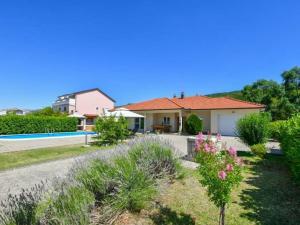 Bazén v ubytování Villa in Imotski with swimming pool nebo v jeho okolí
