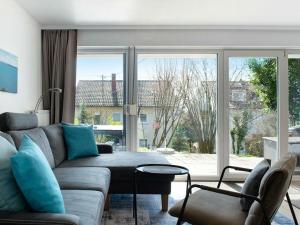 Χώρος καθιστικού στο Holiday apartment in Meersburg with Wi-Fi