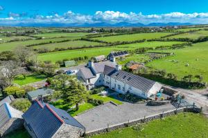 LlanerchymeddにあるBwthyn-Pili-Palaの田地家の空見