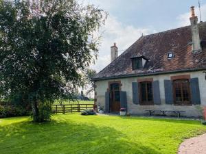 Κήπος έξω από το Maison de ferme avec animaux en Sologne Bourbonnaise - FR-1-489-368