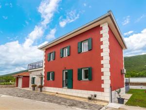 Gallery image of Holiday home in Slivno with swimming pool in Slivno +40 photos