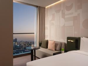 Postel nebo postele na pokoji v ubytování EVEN Hotel Shanghai Jinqiao by IHG + 102 fotografií