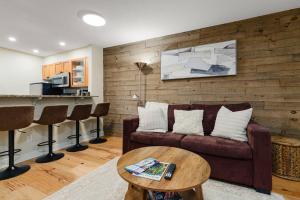 Køkken eller tekøkken på Private Hot Tub | Free Parking | Pool | Sauna