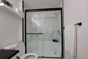 Φωτογραφία από το άλμπουμ του L&D Luxury Suite σε Nisku