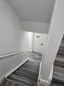 Φωτογραφία από το άλμπουμ του L&D Luxury Suite σε Nisku +14 φωτογραφίες