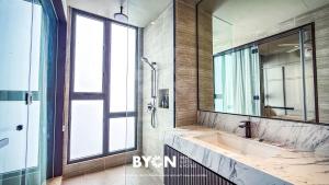 Ένα μπάνιο στο Antara Premium Suites by Byon Genting Highlands +58 φωτογραφίες