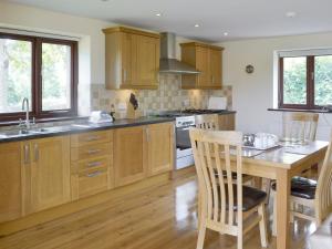 Kuchyň nebo kuchyňský kout v ubytování Millers Rest