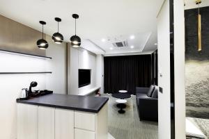 Φωτογραφία από το άλμπουμ του GloucesterHotel Kintex σε Isan