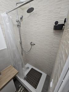 シャンピニー・シュル・マルヌにあるLocation courte durée à Champigny sur marneのギャラリーの写真 +1枚の写真