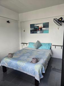 Postel nebo postele na pokoji v ubytování Funky Crab The River + 7 fotografií