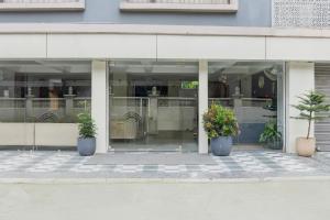 Fotografie z fotogalerie ubytování Super Townhouse Oak Sevoke Road Siliguri v destinaci Siliguri + 23 fotografií