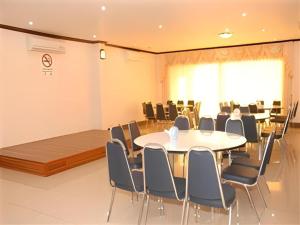 Οι επιχειρηματικές εγκαταστάσεις ή/και οι αίθουσες συνεδριάσεων στο Chaleunehoung Hotel