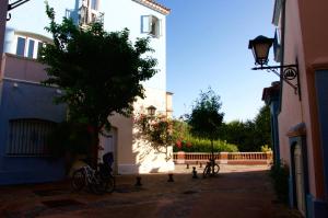 Radfahren an der Unterkunft Apartamento Playa Muralla oder in der Nähe