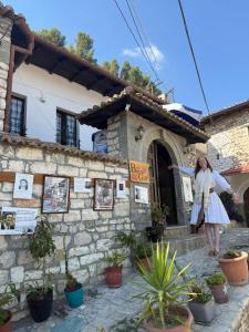 Tòa nhà nơi nhà khách tọa lạc