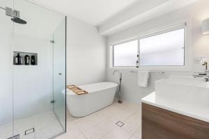 Vannituba majutusasutuses AquaVista at Jervis Bay - 5 Mins Walk to Beach +19 fotot