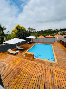 Bazén v ubytování HinterlandLodge nebo v jeho okolí + 7 fotografií