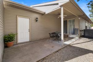 Fotografie z fotogalerie ubytování 320 Royal Ct v destinaci Champaign + 23 fotografií