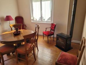 Posezení v ubytování Chez Mamie Le charme d'hier La douceur d'aujourd'hui