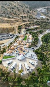 Příroda nedaleko kapslového hotelu