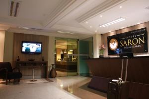 TV a/nebo společenská místnost v ubytování Hotel Saron